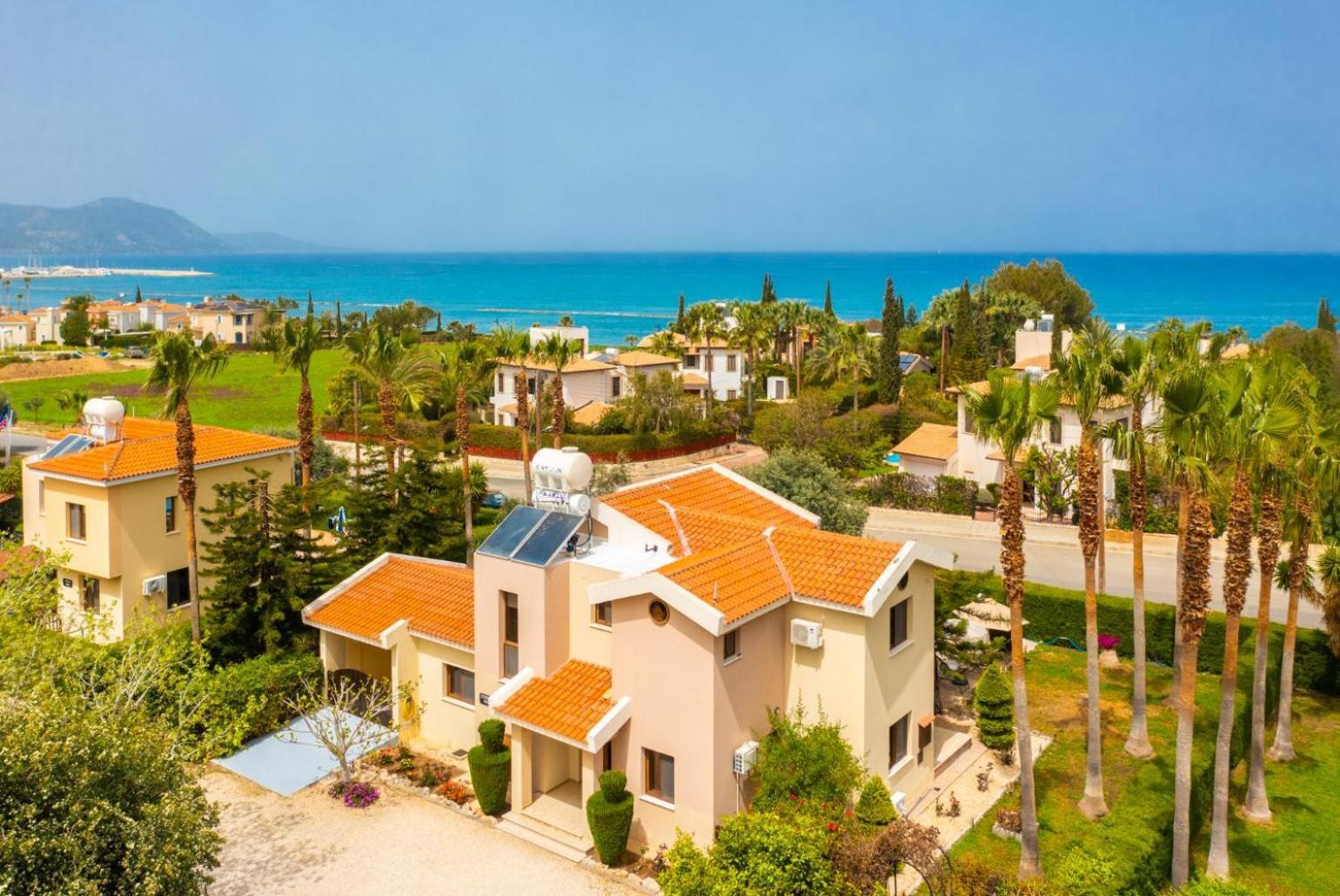 Villa Halima Alexandros *